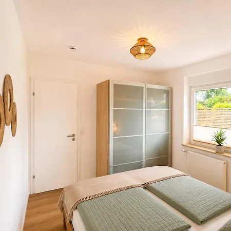 Kellenquartier - Anker 8 - Frisch Sanierte Dhh, 3sz Und Garten Apartman