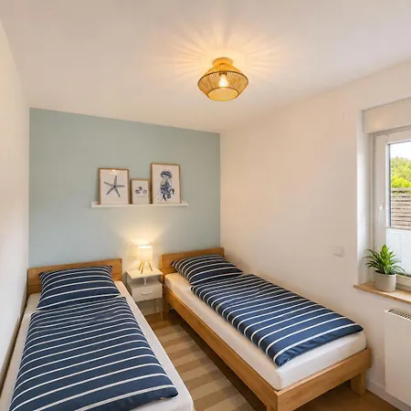 Kellenquartier - Anker 8 - Frisch Sanierte Dhh, 3sz Und Garten Apartman